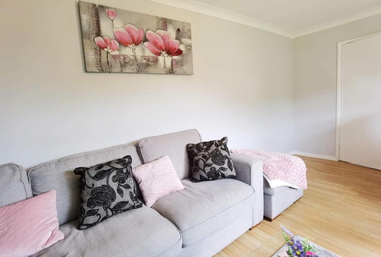 Fourth Avenue, Lovely Bungalow Available For Guests And Contractors Parking Wifi Nottingham Esterno foto